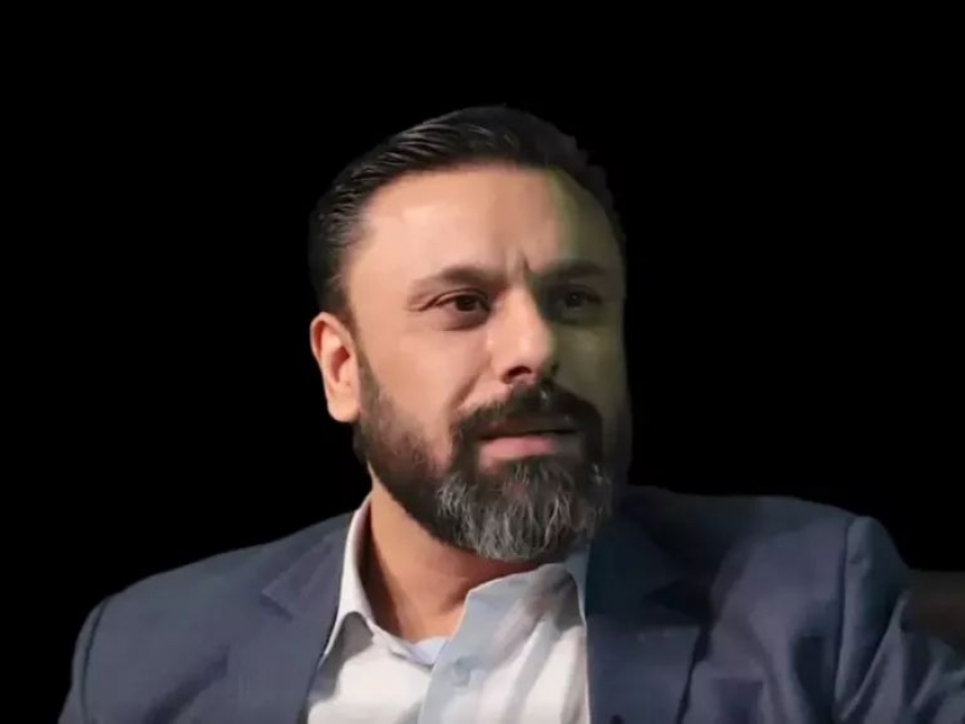 شیرینی: پرسپولیس و استقلال بعد از خصوصی‌سازی نباید مشکلی داشته باشند